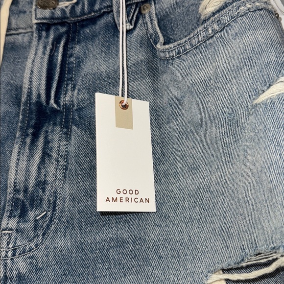 Good American Good Extreme Barrel in Indigo965 - Picture 9 of 13